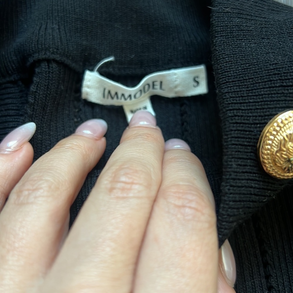 IMMODEL BLACK TOP - Picture 3 of 4